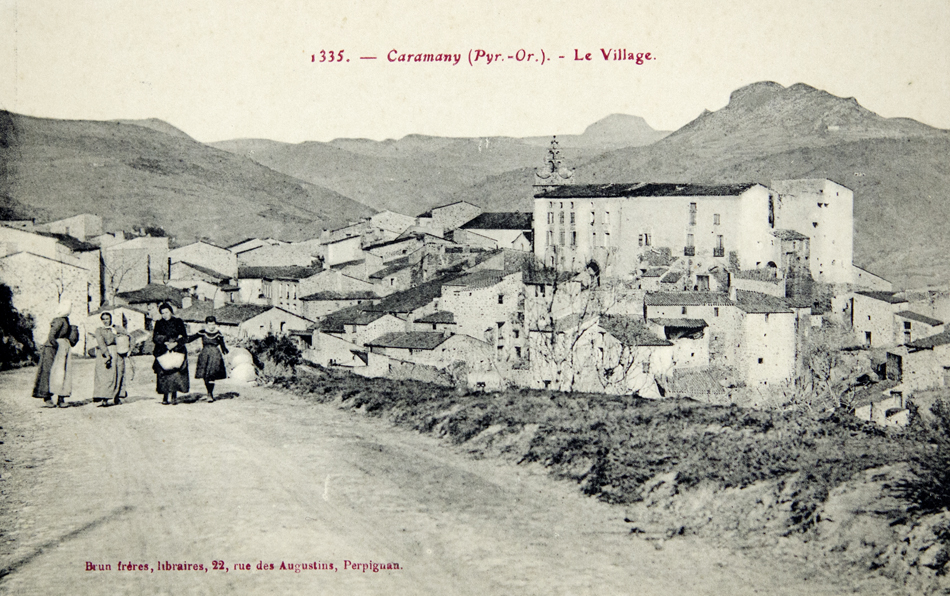 Caramany. Carte postale