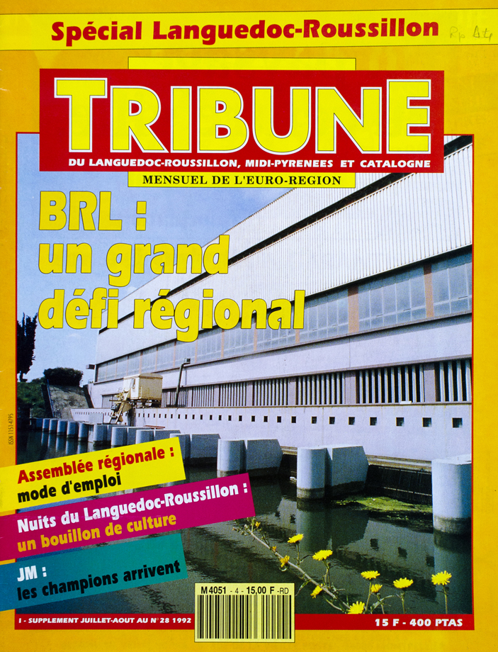 tribune LR